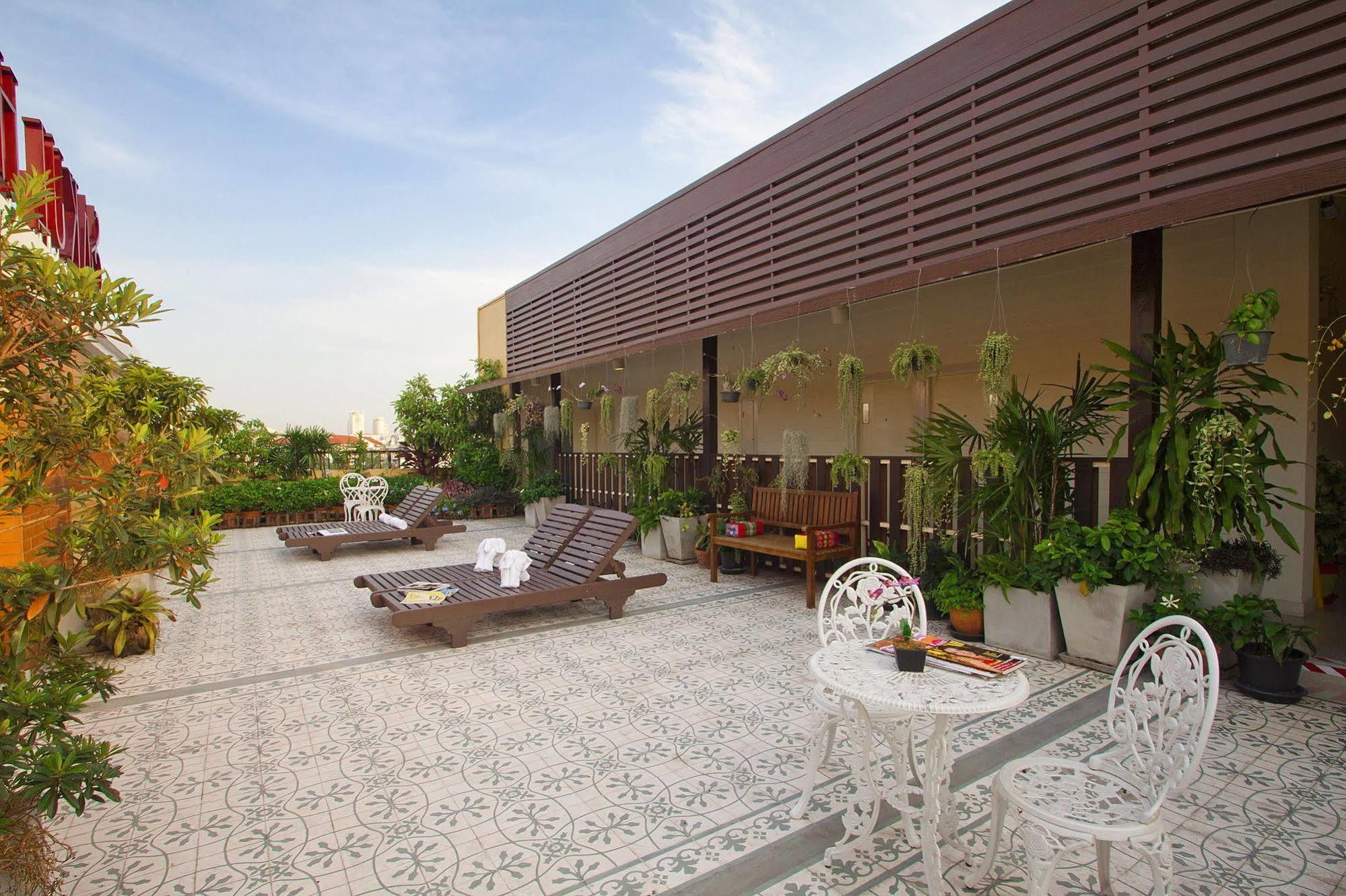 Sakul House Vandrarhem Bangkok Exteriör bild